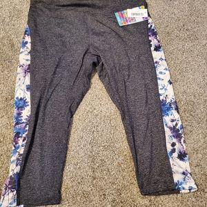 Lularoe NWT Jade workout capris